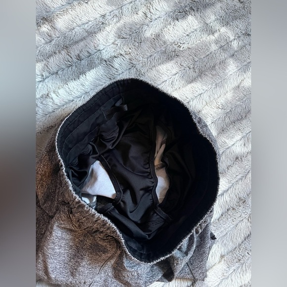 Lululemon Track That Short *5" Heather Lux Multi Black Size 4 - Picture 7 of 9